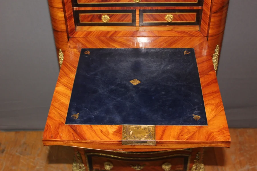Secrétaire Napoléon III en marqueterie et bronze XIX