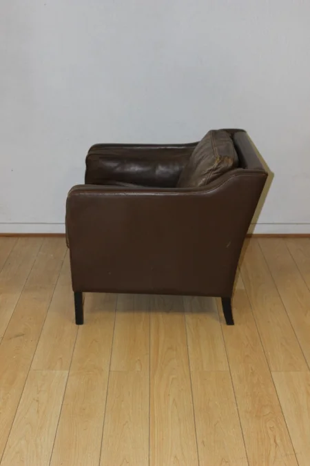 Paire de fauteuils en cuir par Borge Mogensen vers 1970