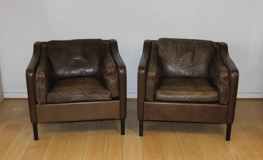 Paire de fauteuils en cuir par Borge Mogensen vers 1970