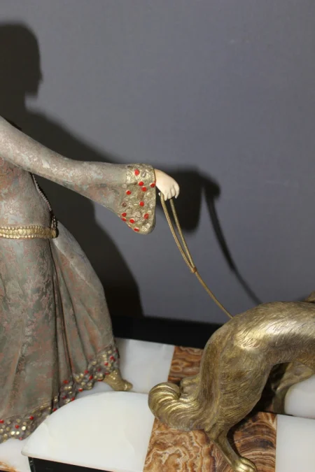Chryséléphantine , Femme aux Lévriers  Par Georges Gori vers 1925