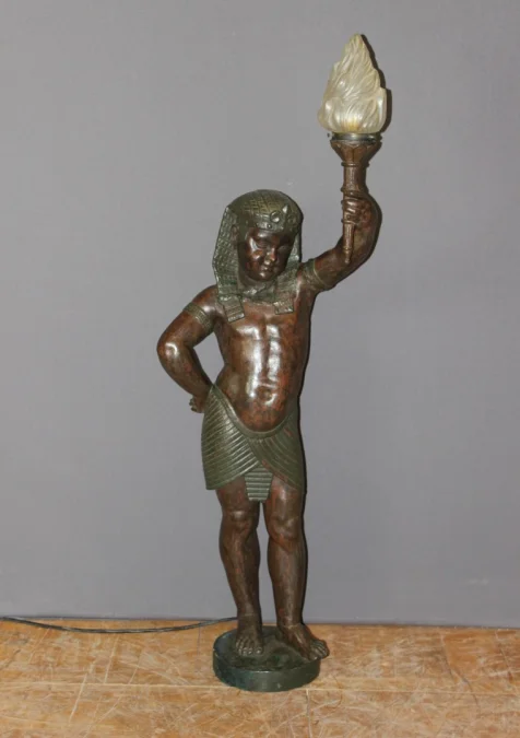 NUBIAN FLARE HOLDER