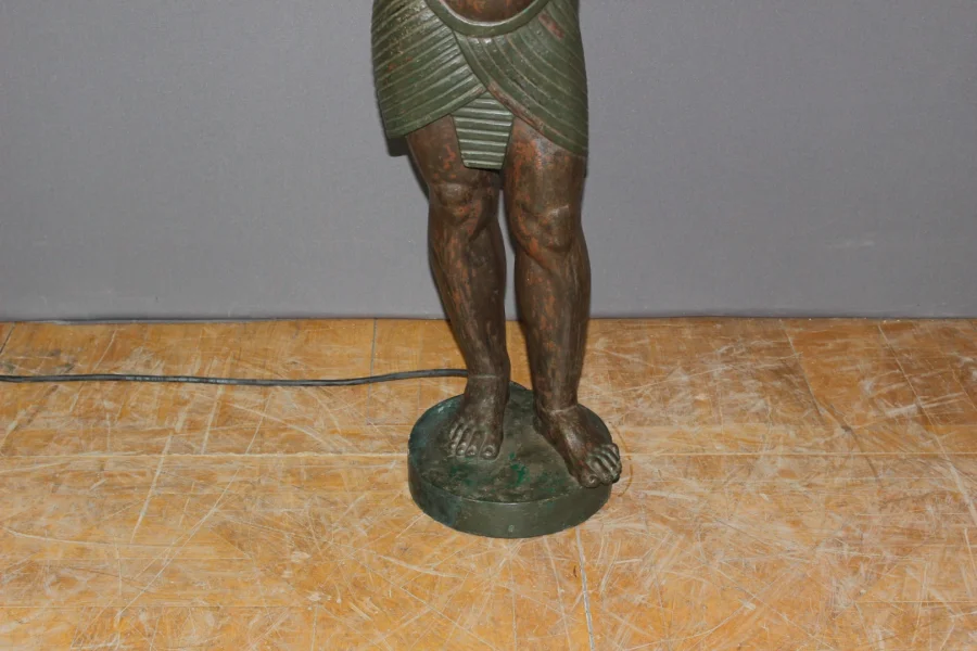 NUBIAN FLARE HOLDER