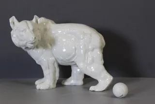 PORCELAIN BEAR