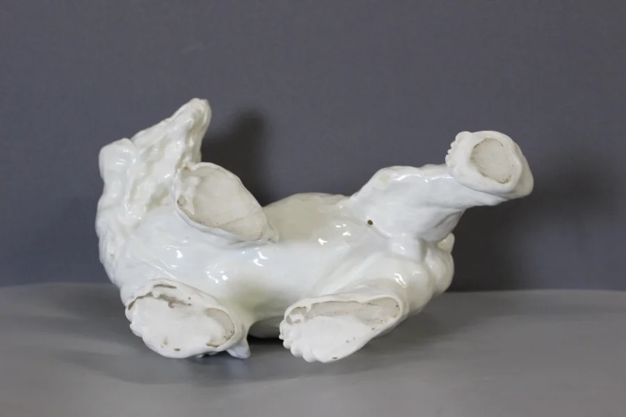 PORCELAIN BEAR