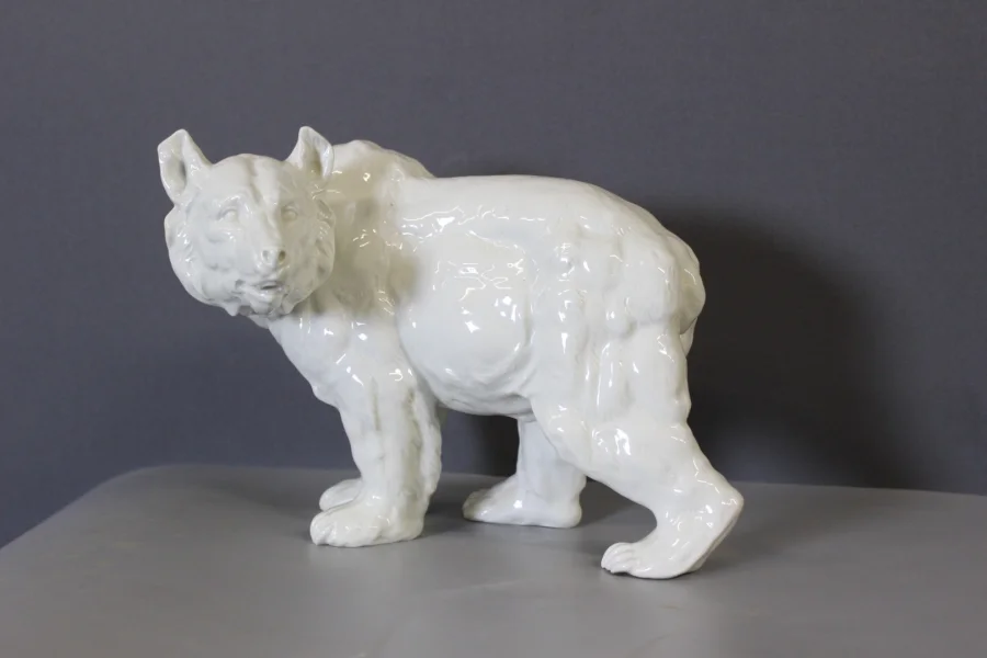PORCELAIN BEAR