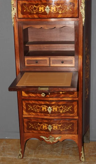 Secrétaire de style louis XV estampillé A. Monin fin XIX