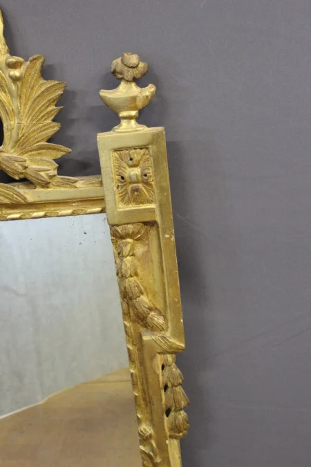 Miroir Louis XVI en bois doré XVIII