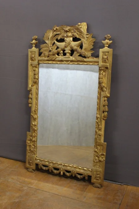 Miroir Louis XVI en bois doré XVIII