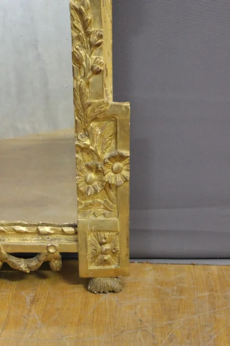 Miroir Louis XVI en bois doré XVIII