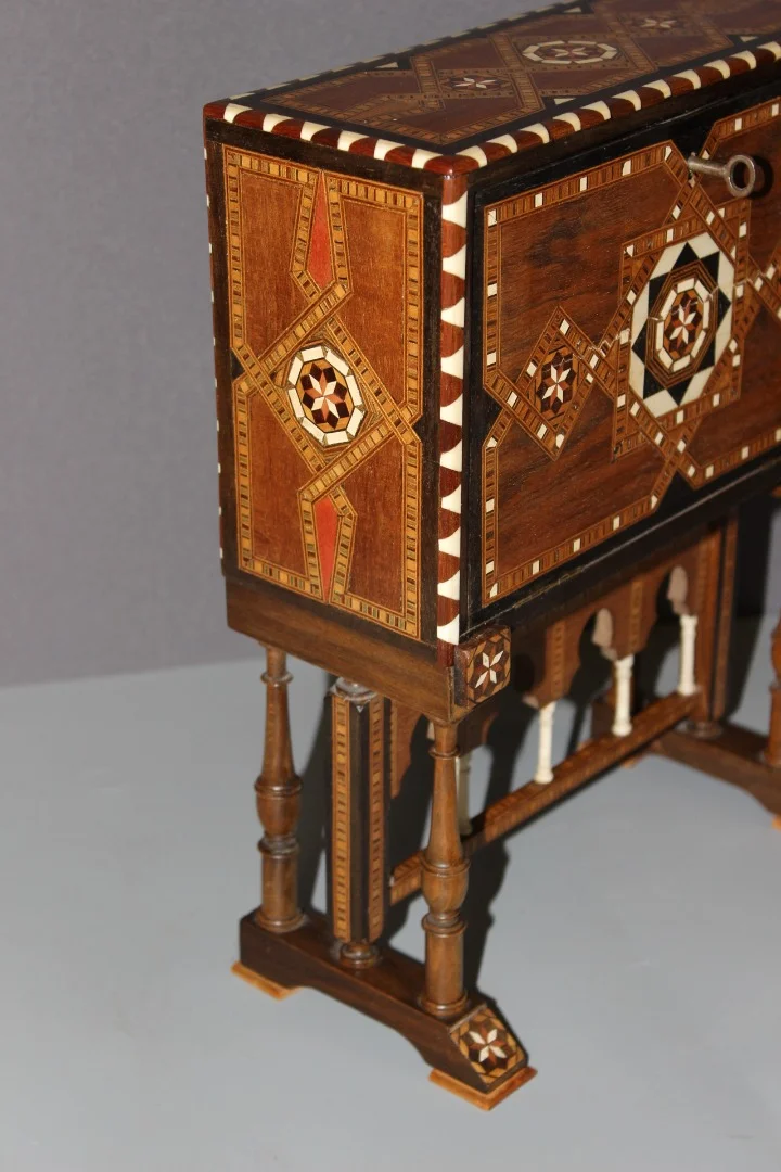 Cabinet Syrien en Marqueterie vers 1900