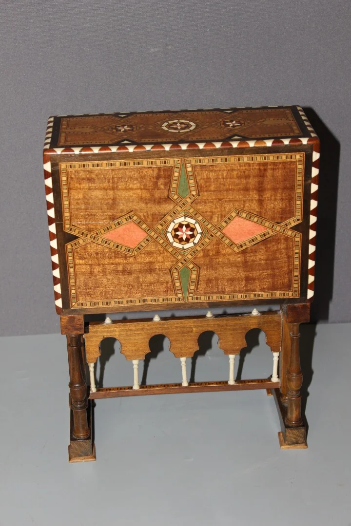 Cabinet Syrien en Marqueterie vers 1900