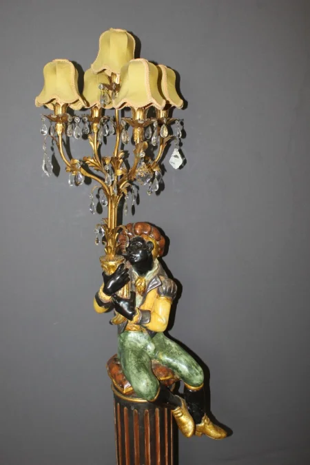Nubien Porte Torchère en bois polychrome vers 1950