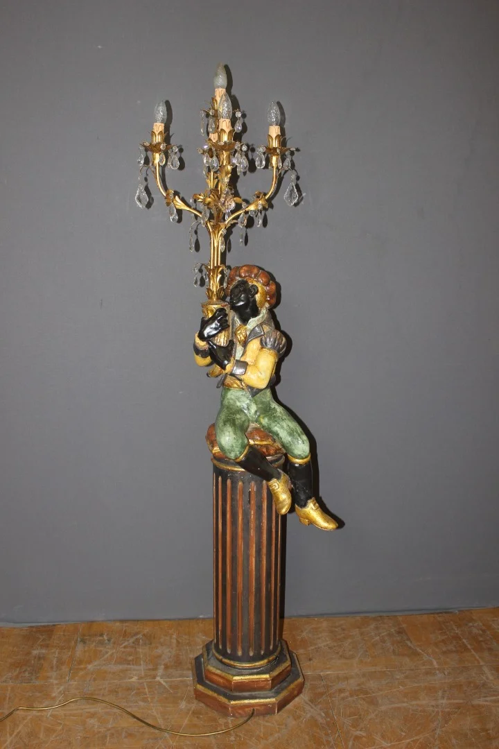 NUBIAN FLARE HOLDER