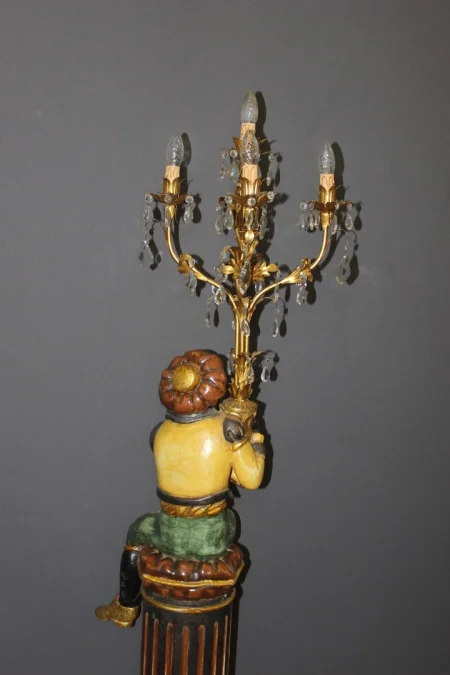 Nubien Porte Torchère en bois polychrome vers 1950