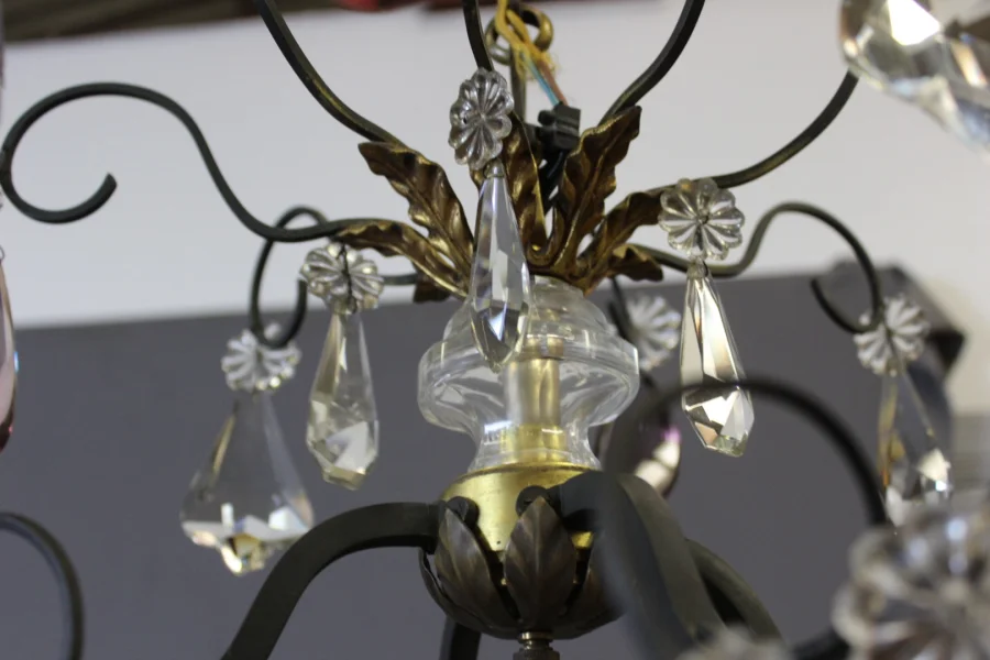 Lustre à Pampilles et Bronze , diamètre 66 cm , vers 1900