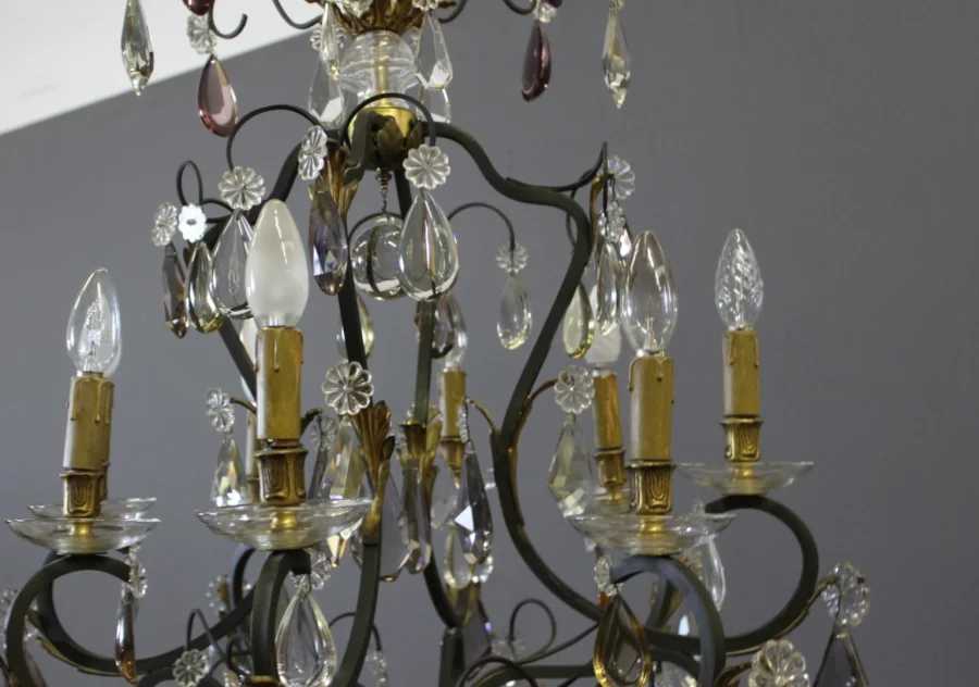 Lustre à Pampilles et Bronze , diamètre 66 cm , vers 1900