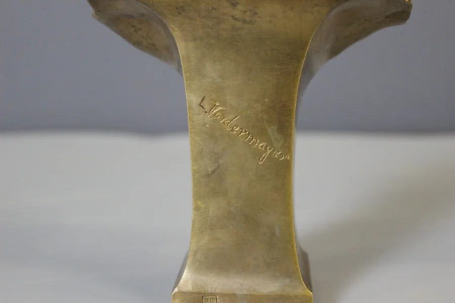 BUST signed L. VORDORMAYER