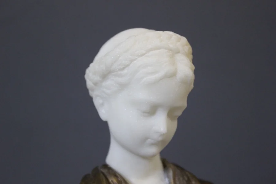 BUST signed L. VORDORMAYER