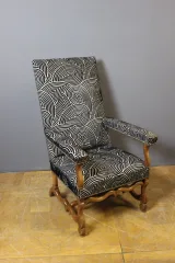 Fauteuil Louis XIV en noyer XVIII
