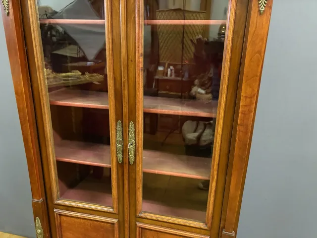 Petite Bibliothèque Empire en Noyer vers 1930