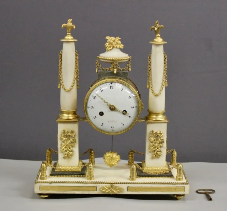 Pendule Portique d'époque Louis XVI marquée Collard