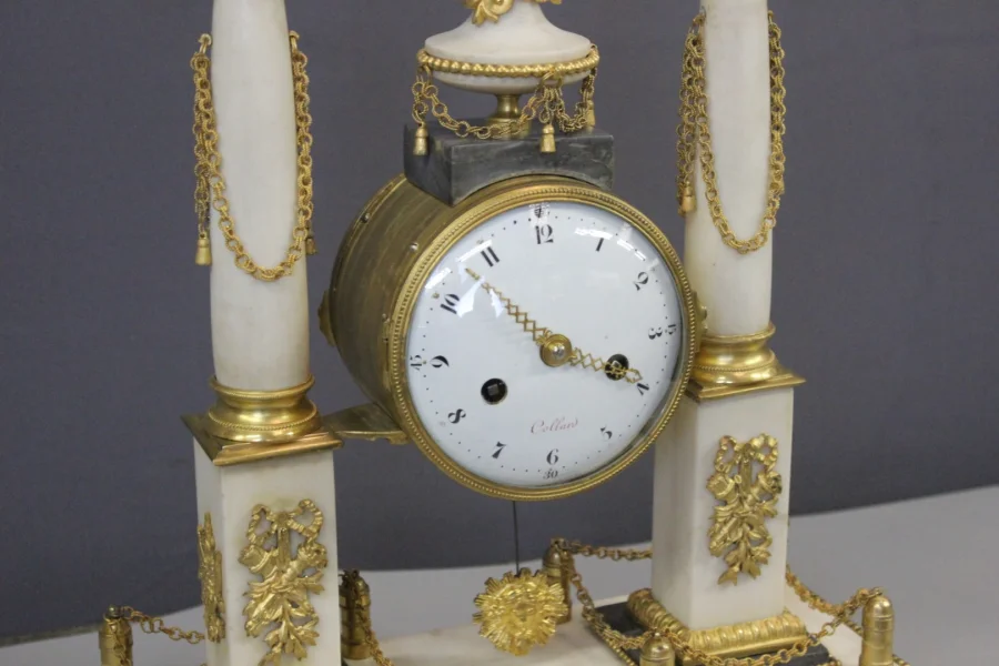 Pendule Portique d'époque Louis XVI marquée Collard