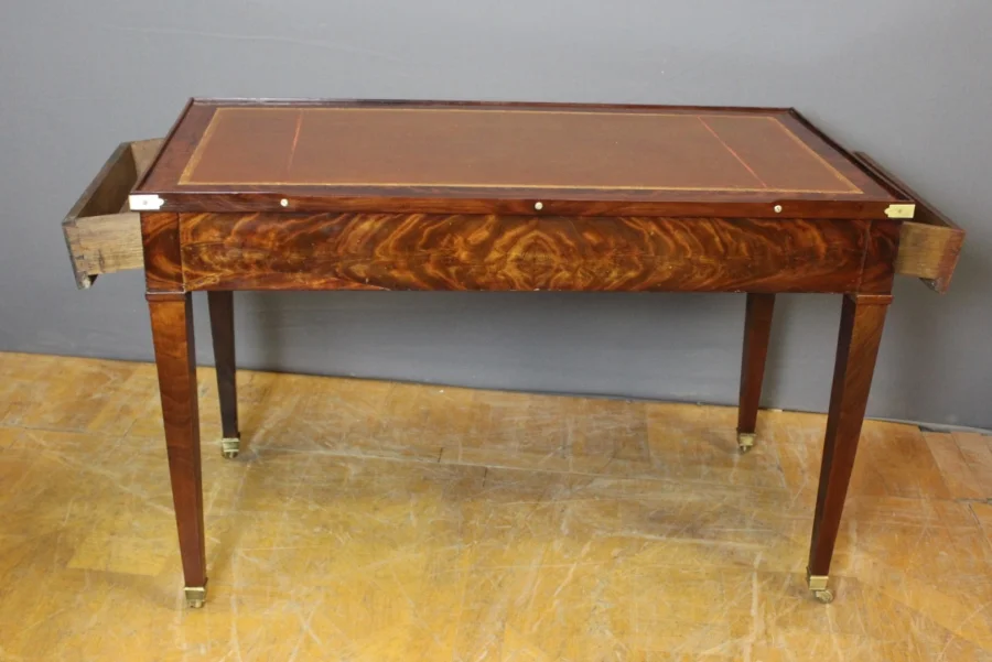 Table à jeux  Tric Trac en acajou XIX
