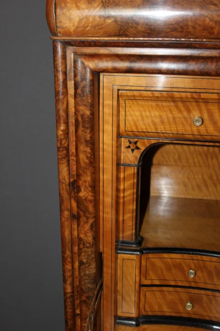 Secrétaire d'époque  Louis Philippe en Ronce de Noyer XIX