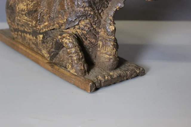 Vache Sacrée en Bois Sculpté , Inde XIX