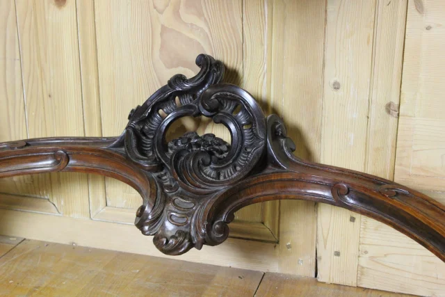 Large Louis XV-Style Walnut Console Table, 19th Century — Very good condition