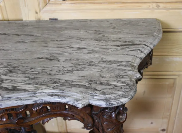 Large Louis XV-Style Walnut Console Table, 19th Century — Very good condition