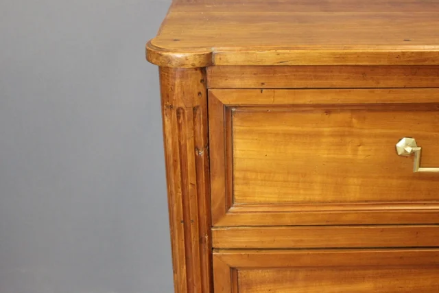 Louis XVI chest of drawers in cherry wood, late 18th century — Very good condition