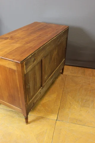 Louis XVI chest of drawers in cherry wood, late 18th century — Very good condition