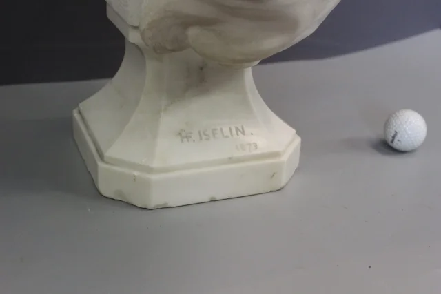 Important Carrara Marble Bust of a Woman by HF Iselin, 19th Century — Very good condition