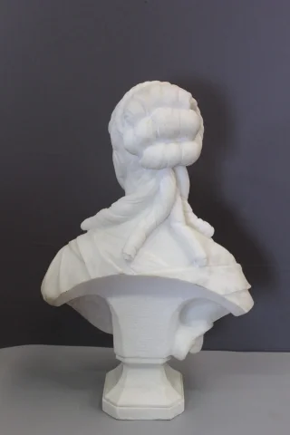 Important Carrara Marble Bust of a Woman by HF Iselin, 19th Century — Very good condition