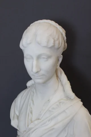 Important Carrara Marble Bust of a Woman by HF Iselin, 19th Century — Very good condition