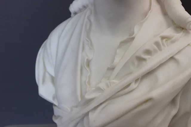 Important Carrara Marble Bust of a Woman by HF Iselin, 19th Century — Very good condition