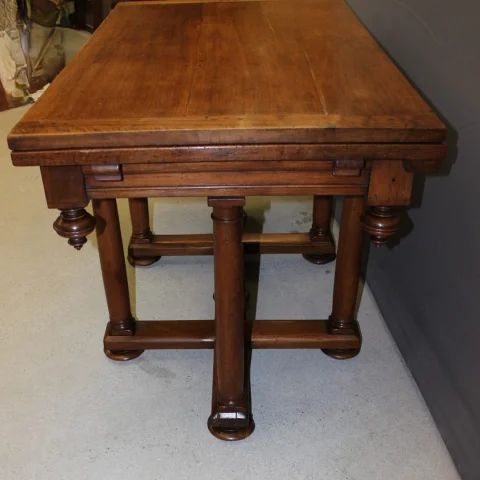 Table Renaissance dîtes en Croix de Lorraine fin XVII — Très bon état
