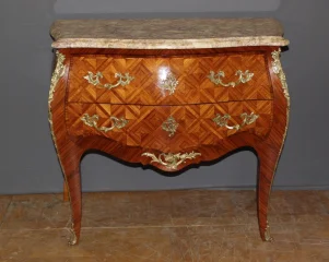 Louis XV Rosewood Marquetry Chest of Drawers