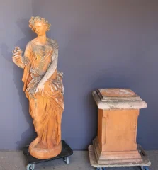 Importante Statue de Jardin sur socle , 240cm , XX