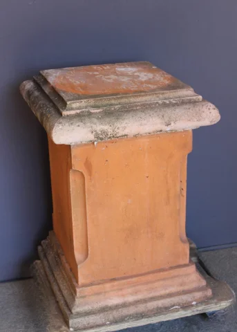 Importante Statue de Jardin sur socle , 240cm , XX — Très bon état