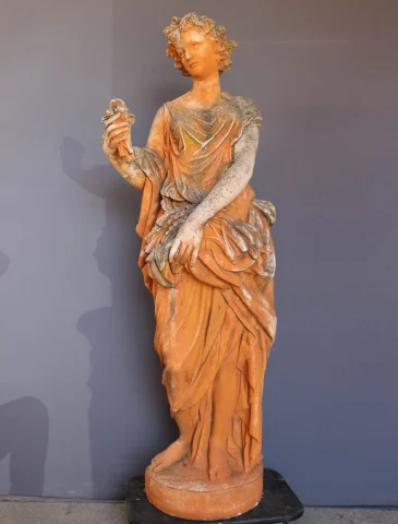 Importante Statue de Jardin sur socle , 240cm , XX — Très bon état