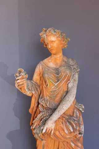 Importante Statue de Jardin sur socle , 240cm , XX — Très bon état