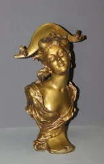 Brons "Het meisje met de bicorne" van Luigi Balliani, circa 1900