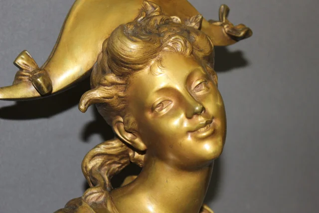 Brons "Het meisje met de bicorne" van Luigi Balliani, circa 1900 — Zeer goede staat