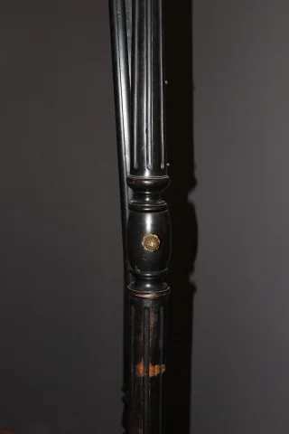 Espejo Psiqué Napoléon III en Madera Lacada en Negro, Siglo XIX — Muy buen estado