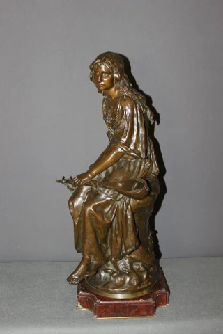 Bronze, Die Mandolinenspielerin von Paul Eugène Mengin, 19. Jahrhundert — Sehr guter Zustand