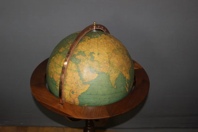 Staande Wereldbol, Rand McNally, USA, 20e eeuw — Goede staat