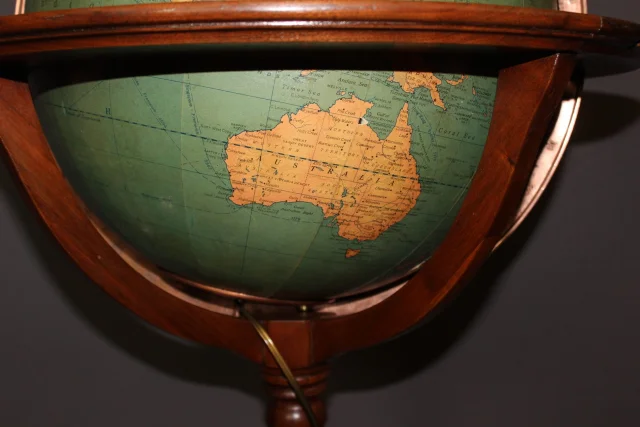Staande Wereldbol, Rand McNally, USA, 20e eeuw — Goede staat
