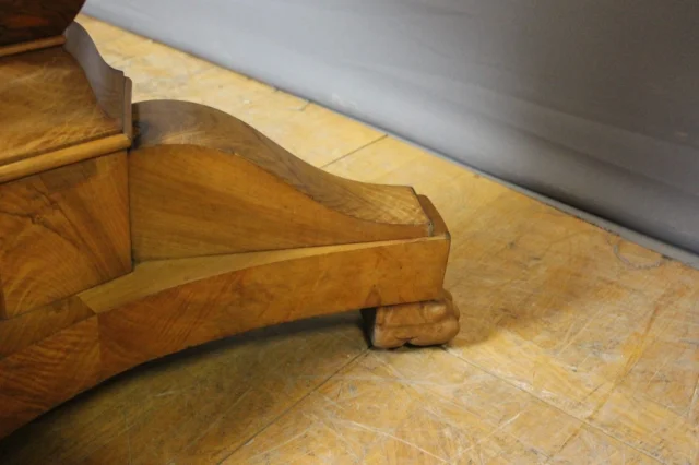 Guéridon época Restauración en nogal rubio, siglo XIX — Muy buen estado